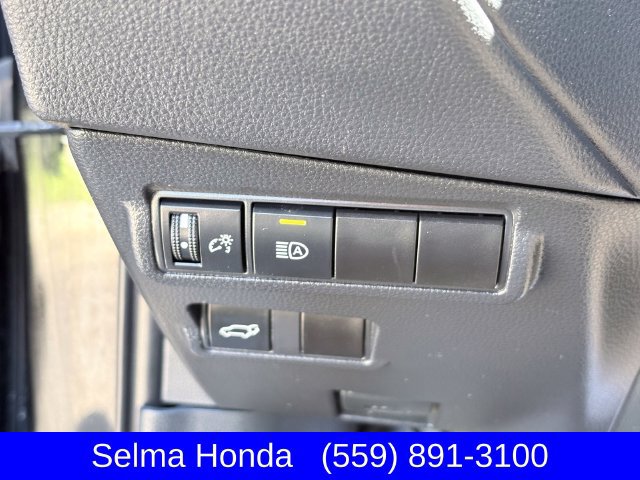 Used 2024 Toyota Corolla Cross XLE w/ Convenience Package FWD image 22