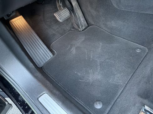 Certified 2023 Volvo XC60 B5 Plus image 17