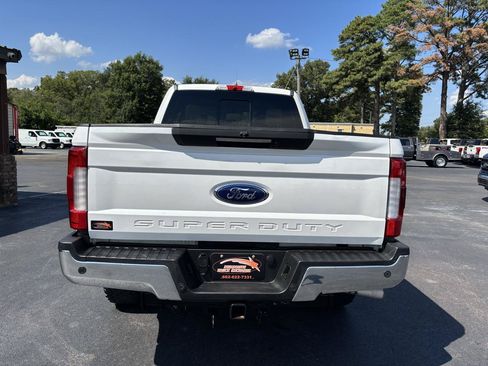 Used 2019 Ford F250 Lariat w/ Lariat Ultimate Package AWD/4WD image 6