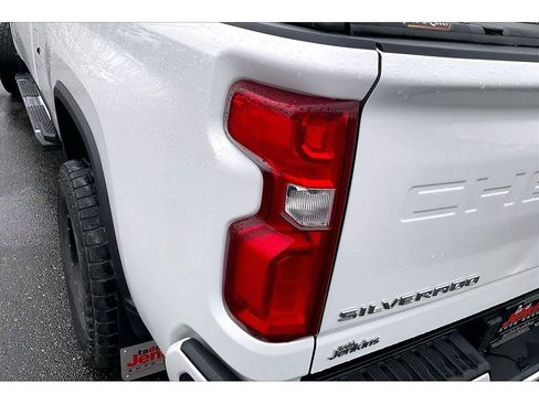 Used 2020 Chevrolet Silverado 3500 High Country w/ Z71 Off-Road Package image 31