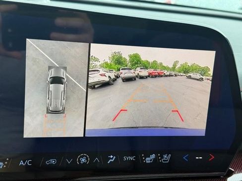 New 2026 Chevrolet Traverse RS FWD image 19