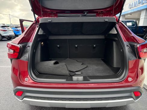 Used 2025 Chevrolet Trax LT image 26