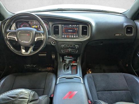 Used 2018 Dodge Charger R/T Scat Pack image 15