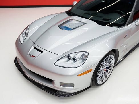 Used 2013 Chevrolet Corvette ZR1 w/ Battery Protection Package RWD image 4