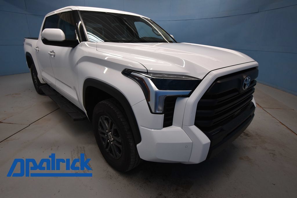 Used 2023 Toyota Tundra SR5 w/ SR5 Convenience Package AWD/4WD image 1