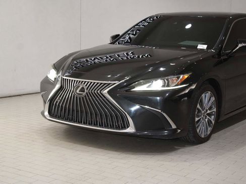 Used 2021 Lexus ES 350 w/ Premium Package image 2