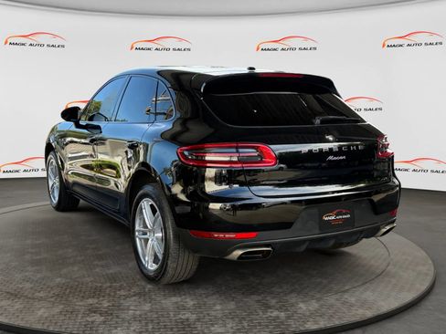 Used 2018 Porsche Macan Sport Edition AWD/4WD image 8