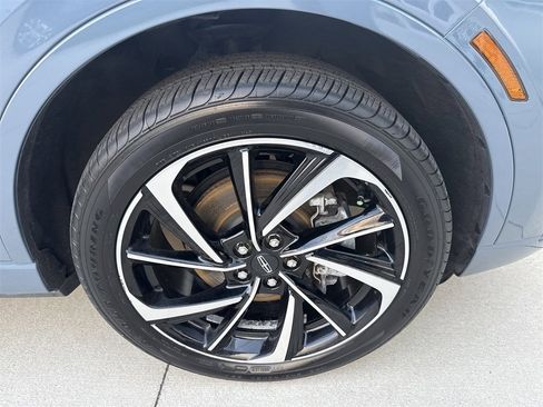 Used 2023 Lincoln Corsair Grand Touring image 12