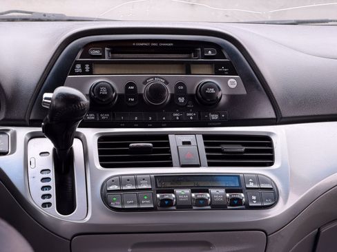 Used 2010 Honda Odyssey EX-L image 16