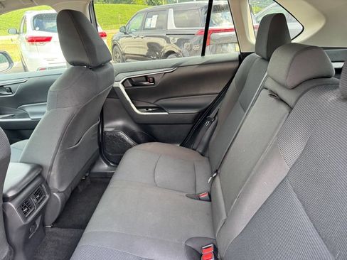 Used 2024 Toyota RAV4 LE AWD/4WD image 11