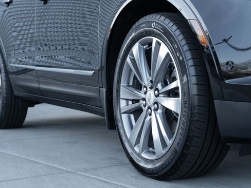 Used 2024 Cadillac XT5 Premium Luxury w/ Technology Package image 29