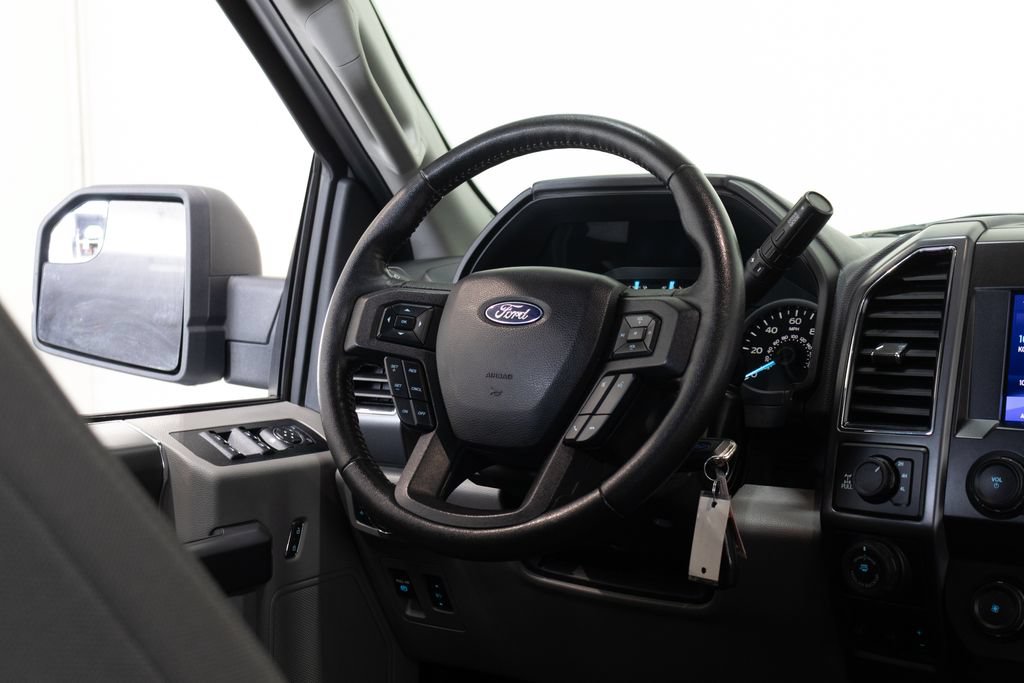 Used 2019 Ford F150 XLT w/ Equipment Group 302A Luxury AWD/4WD image 26