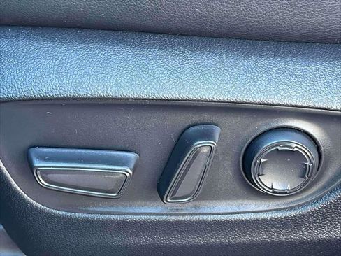 Certified 2024 Toyota Sienna XLE Woodland Edition image 22