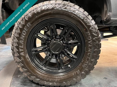 Used 2020 Ford F350 Platinum w/ FX4 Off-Road Package image 7