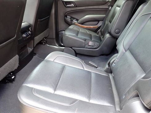 Used 2019 Chevrolet Tahoe Premier AWD/4WD image 11