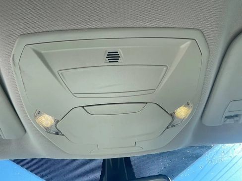 Used 2017 Ford Escape Titanium FWD image 21