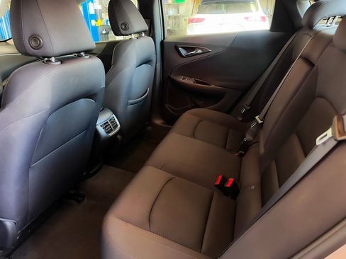 Used 2023 Chevrolet Malibu LT image 10