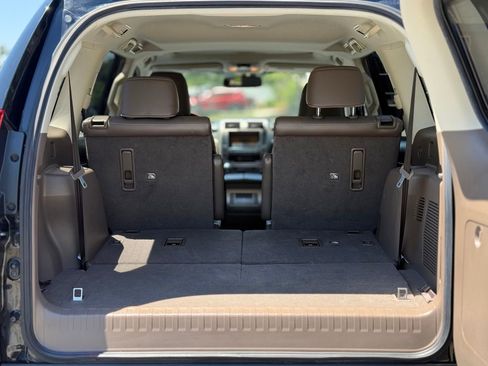 Used 2018 Lexus GX 460 Premium AWD/4WD image 52
