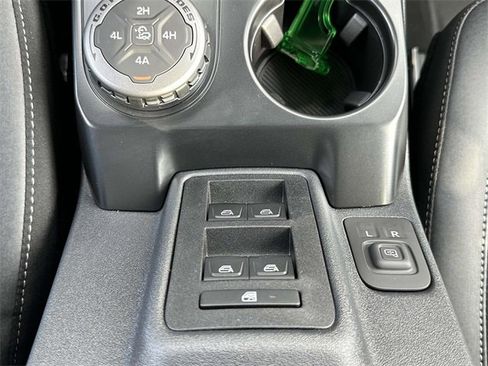 New 2025 Ford Bronco Big Bend w/ Black Diamond Package image 27