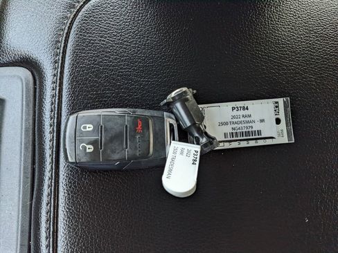 Used 2022 RAM 2500 Tradesman w/ Chrome Appearance Group image 31