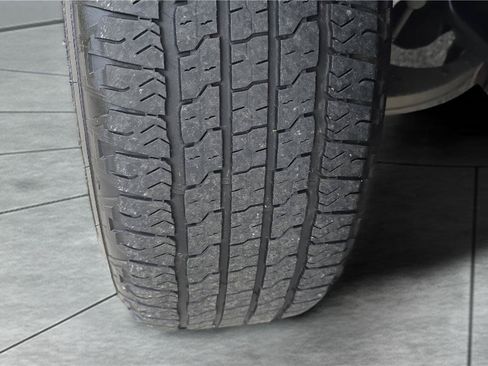 Used 2023 RAM 1500 Big Horn AWD/4WD image 28
