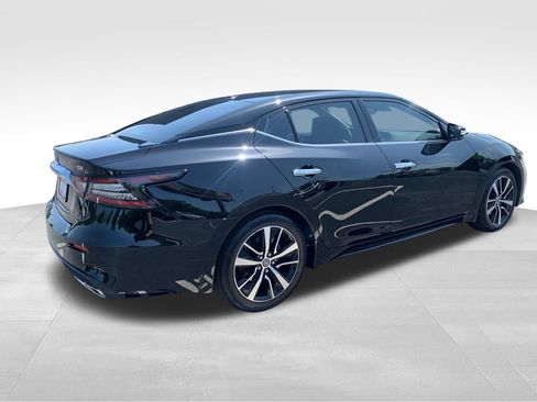 Used 2022 Nissan Maxima SV w/ Floor Mat Group FWD image 5