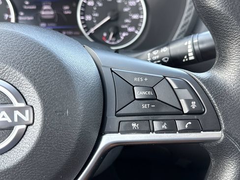 Used 2025 Nissan Sentra SV FWD image 20