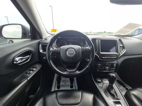 Used 2020 Jeep Cherokee Trailhawk w/ Comfort/Convenience Group AWD/4WD image 22