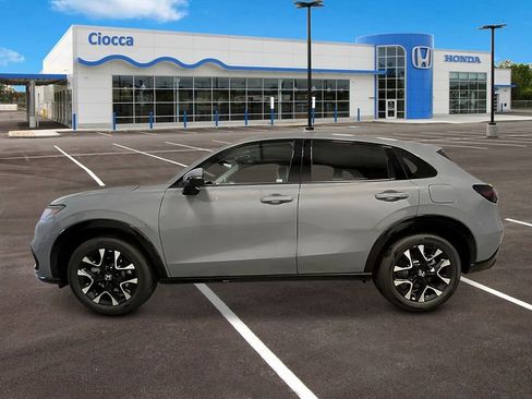 New 2026 Honda HR-V EX-L image 2