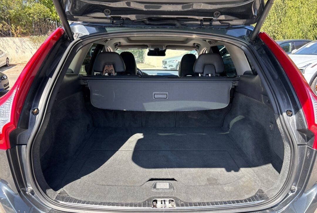 Used 2015 Volvo XC60 T5 Premier Plus FWD image 12