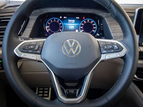 New 2026 Volkswagen Atlas SEL Premium R-Line AWD/4WD image 39