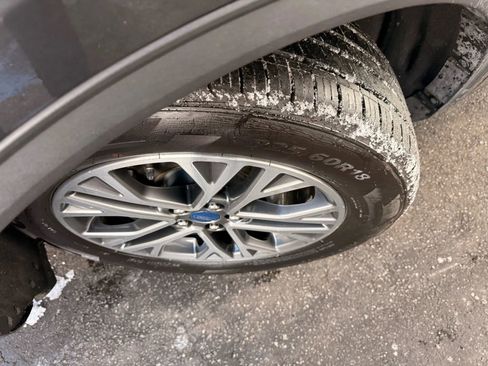 Used 2020 Ford Escape SEL image 39