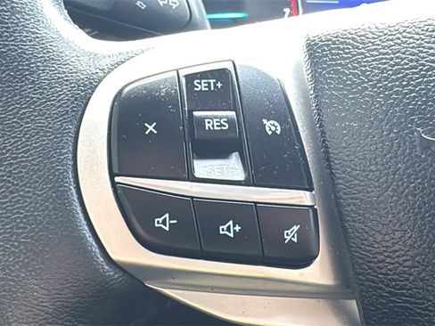 Certified 2023 Ford Explorer XLT image 12