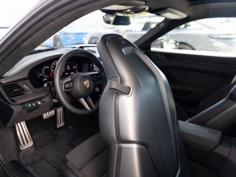 Certified 2025 Porsche 911 Carrera 4 GTS image 19