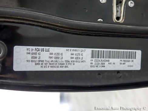 Used 2018 Dodge Charger SRT Hellcat w/ Harman/Kardon Audio Group image 36