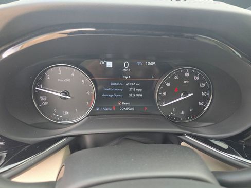 Used 2022 Buick Envision Avenir w/ Technology Package II image 18