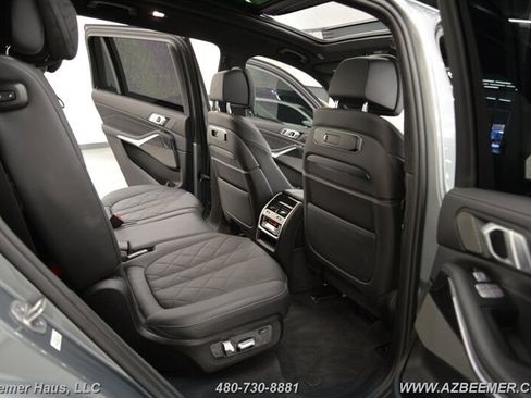 Used 2023 BMW X7 M60i w/ Climate Comfort Package image 23