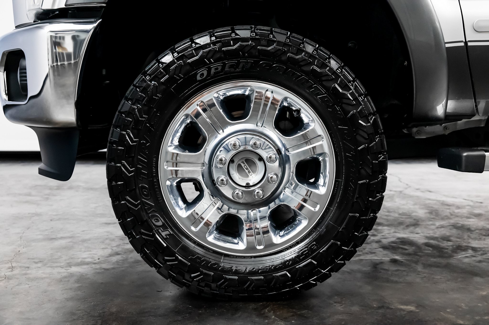 Used 2015 Ford F250 Lariat w/ Chrome Package AWD/4WD image 10
