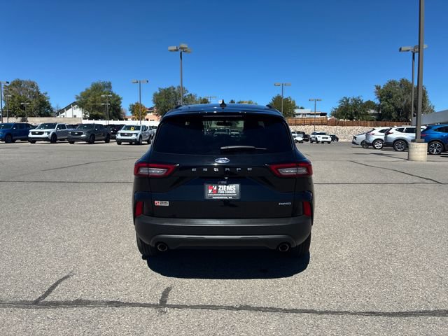 Certified 2025 Ford Escape ST-Line AWD/4WD image 4