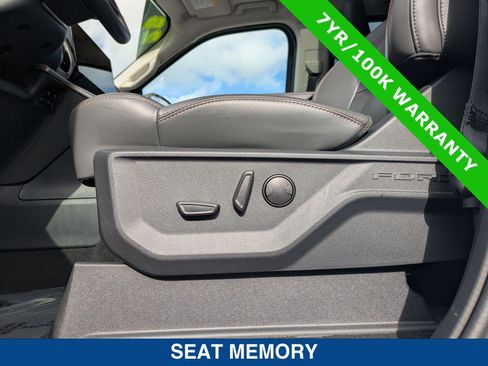 Certified 2025 Ford Expedition Active AWD/4WD image 30