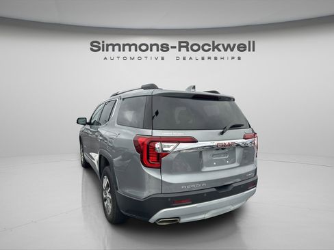 Used 2023 GMC Acadia SLE w/ Driver Convenience Package image 6