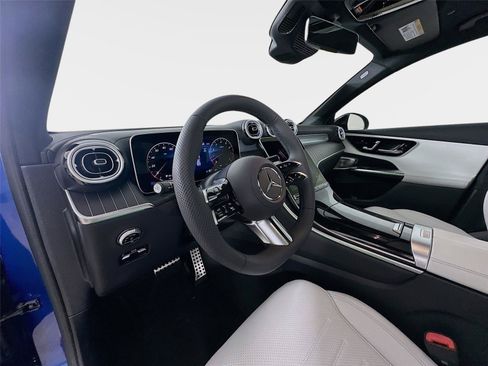 Certified 2026 Mercedes-Benz GLC 300 4MATIC image 9