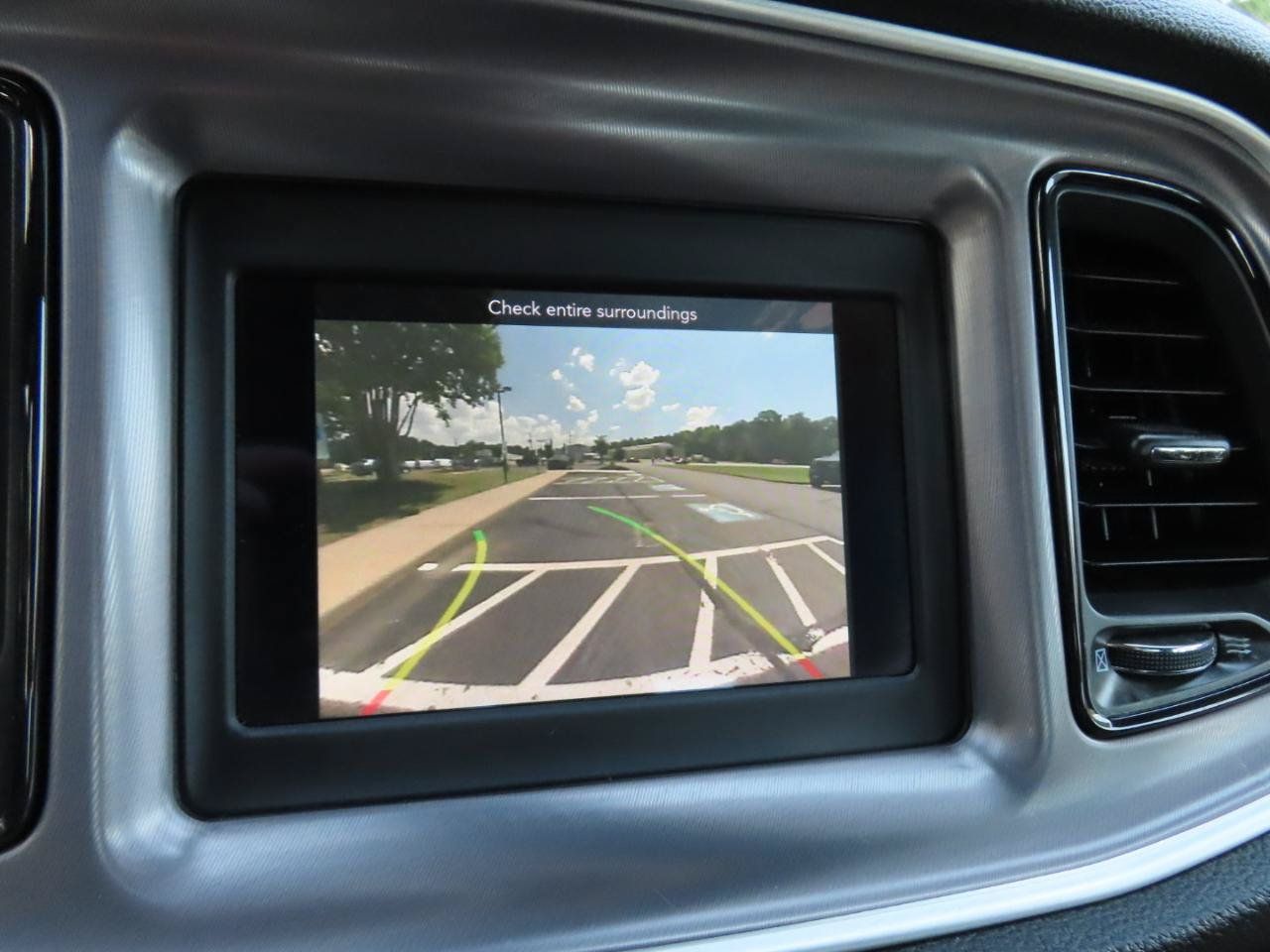 Used 2019 Dodge Challenger SXT RWD image 28