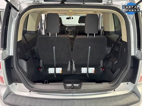 Used 2019 Ford Flex SEL image 24
