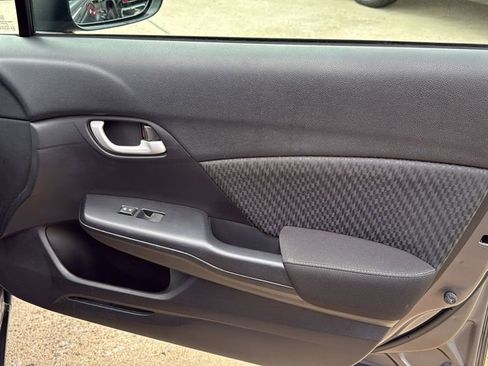 Used 2014 Honda Civic LX image 32