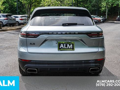 Used 2023 Porsche Cayenne AWD/4WD image 10
