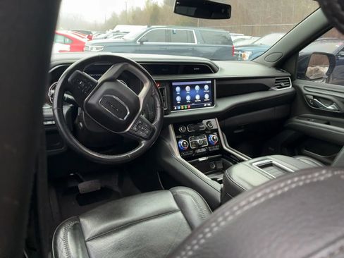 Used 2021 GMC Yukon XL Denali image 7