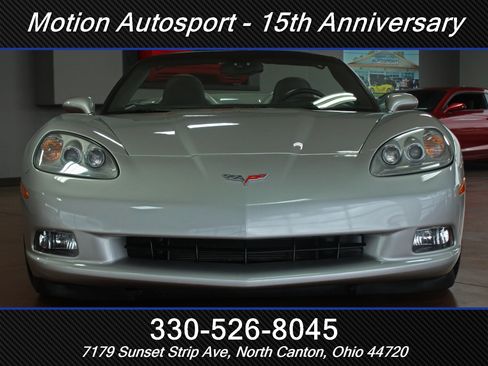 Used 2005 Chevrolet Corvette Convertible w/ Preferred Equipment Group image 3