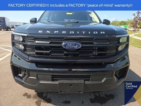 Used 2025 Ford Expedition Max Active AWD/4WD image 4