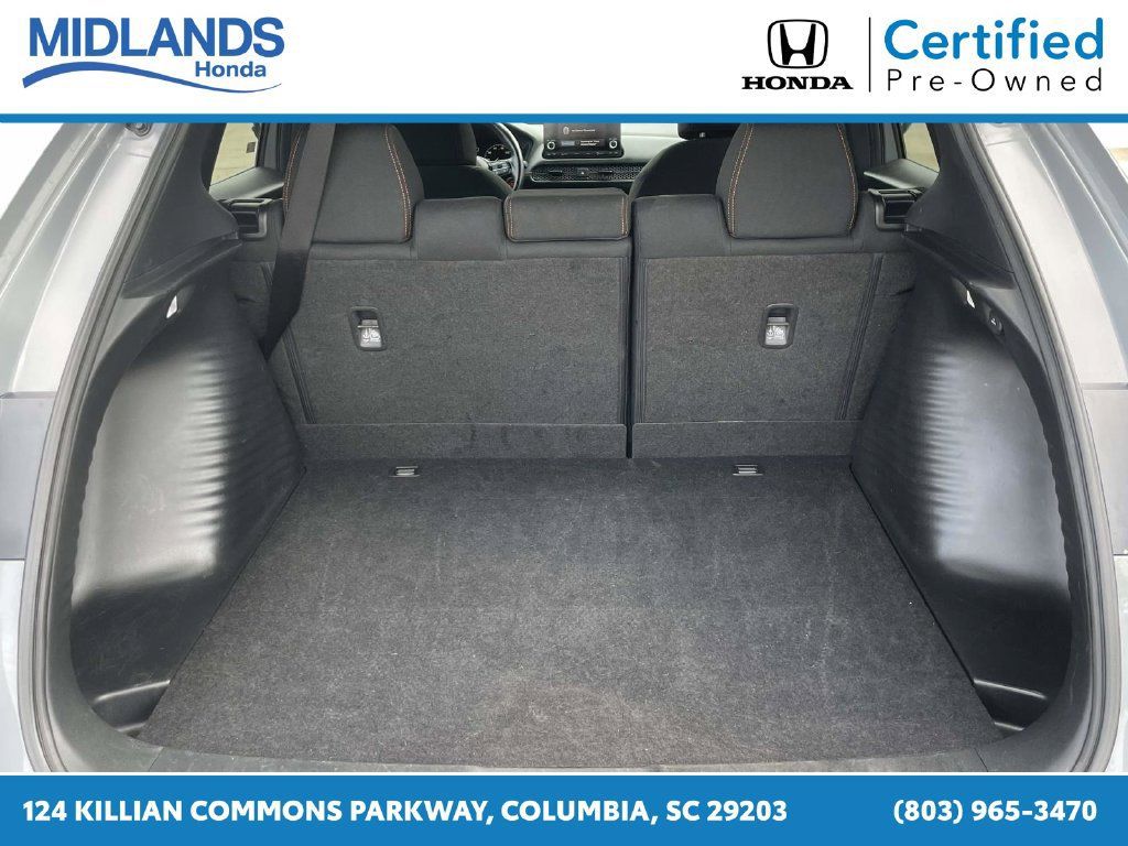 Certified 2025 Honda HR-V Sport image 9